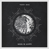 Velvet Moon - Queen Of Hearts